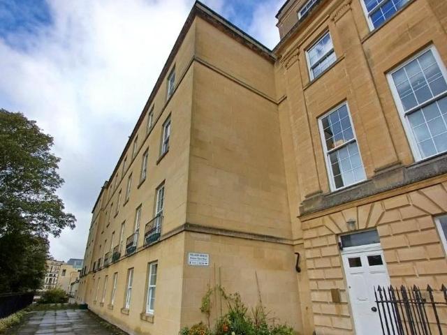 Nelson Place West, Somerset BA1 4 bed apartment to rent £2,400 pcm £554 pw
