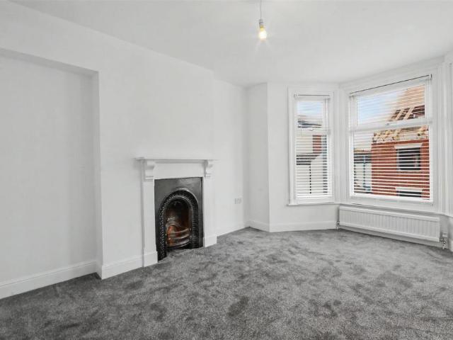 Nelson Road Central, Great Yarmouth NR30 7 bed house share to rent £550 pcm £127 pw