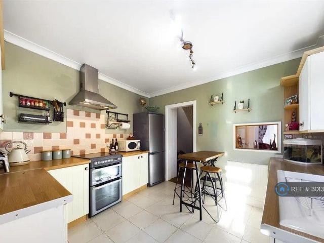 Nelson Road, Harwich, CO12 4 bed end of terrace house to rent £1,600 pcm £369 pw