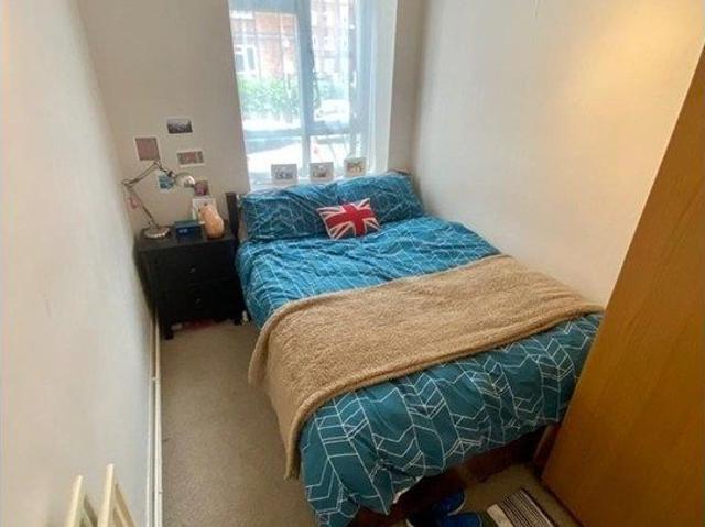 Nelsons Row, London SW4, 3 bed flat to rent, £2,649 pcm | PrimeLocation