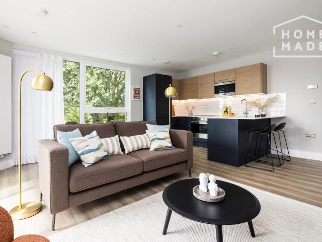 Neptune Wharf SE8, 2 bed flat to rent, £2,495 pcm | PrimeLocation