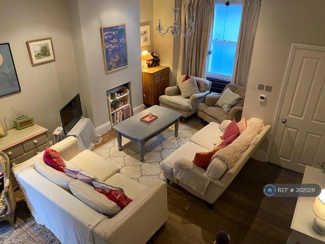Nepaul Road, London, SW11 4 bed terraced house to rent £5,200 pcm £1,200 pw