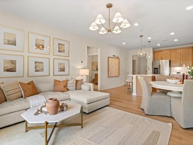 Neponset St Ste,canton, Condo For Sale