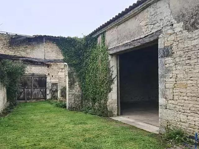 Nercillac 16200 Achat / Vente maison 10 pièces t10