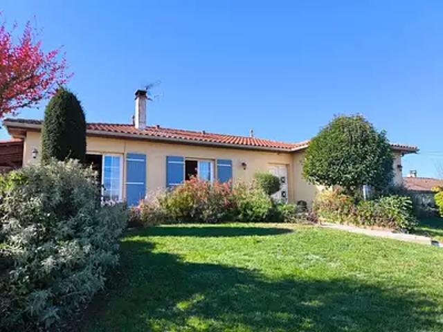 Nercillac 16200 Achat / Vente maison 10 pièces t10 piscine jardin