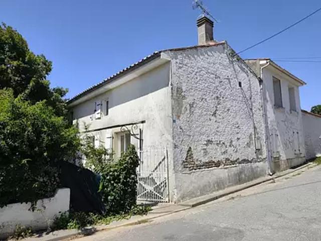Néré 17510 Achat / Vente maison 4 pièces t4 jardin parking