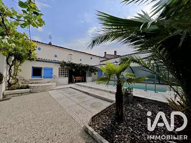 Néré 17510 Achat / Vente maison 9 pièces t9 piscine terrasse
