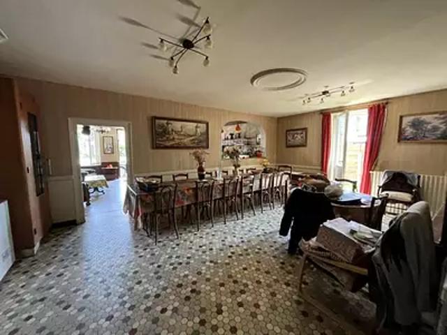Néret 36400 Achat / Vente maison 8 pièces t8 au dernier étage
