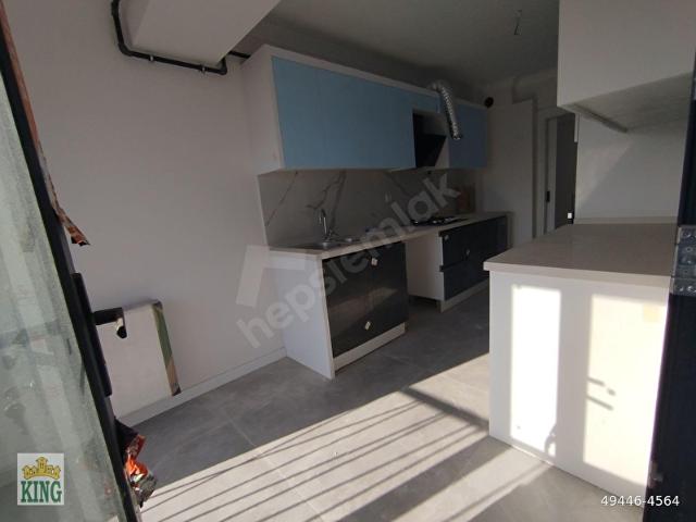 NERGİZ CADDESİ ÜZERİNDE, ARA KATDA TERASLI, KÖŞE, YENİ BİNA