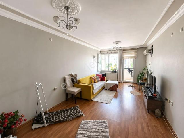 Nergiz İzban Durağında Satılık Çift Cepheli Geniş 3+1 Daire !