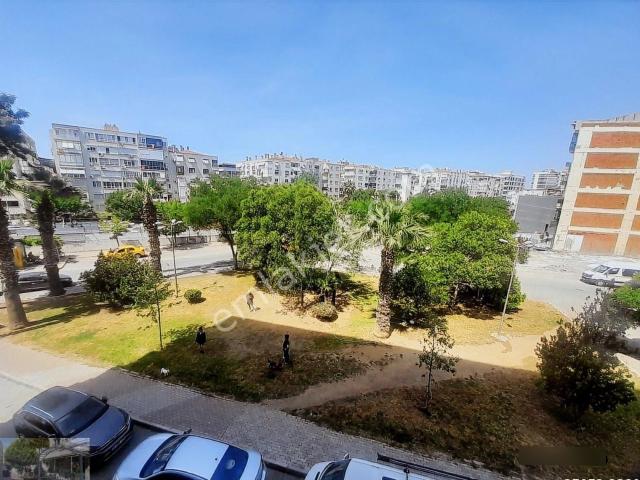 Nergiz Metro Yakın Otoparklı Sahile Yürüme Mesafesindir