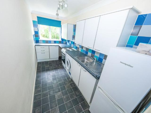 Nerissa Close, Waterlooville PO7, 1 bed flat to rent, £1,000 pcm | PrimeLocation