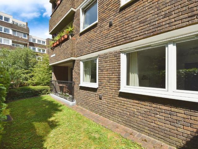 Nero Court, Brentford Dock TW8, 2 bed flat to rent, £2,300 pcm | PrimeLocation