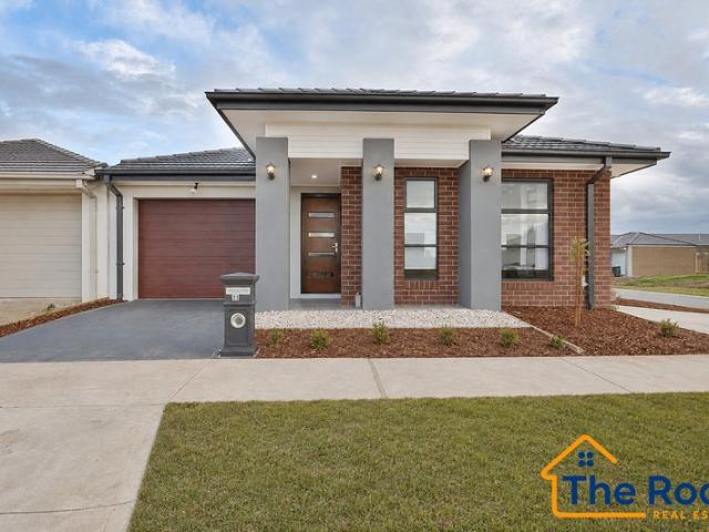 Nest or Invest, Great Location!