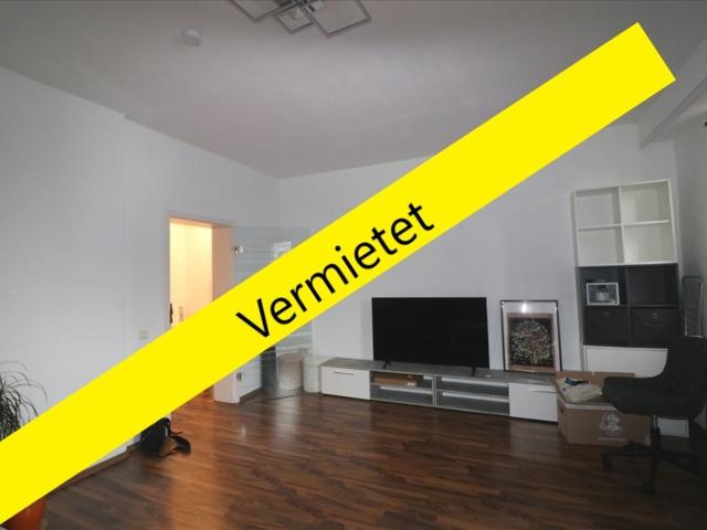 NEST FÜR SINGLES UND PÄRCHEN MIT GARTENNUTZUNG! 2 ZI Whg 2. Etage/DG in Tönisvorst, St. Tönis