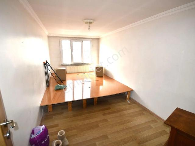 Nest'ten Kanarya Mh 3+1 125m2 4.kat 25m2 Hisseye Sahip Daire.