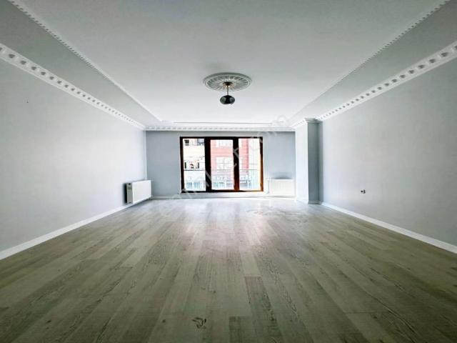 Nes Yapı'dan Merkezi Konumlu Cadde Üzeri 2+1 Kiralık Daire!