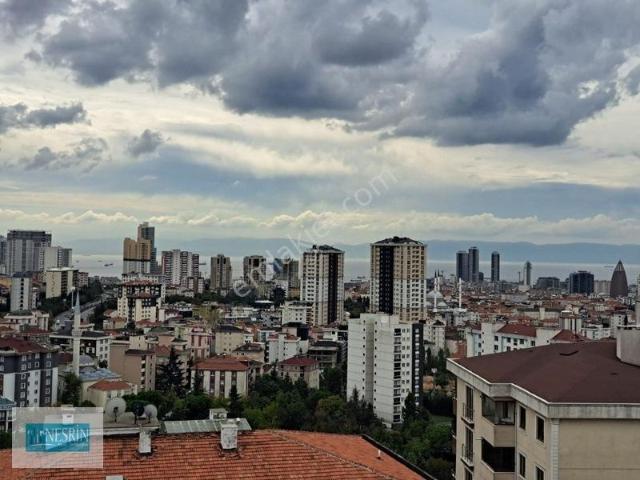 Nesrin Emlak'tan Deniz Adalar Manzaralı Oturuma Hazır Geniş 3+1