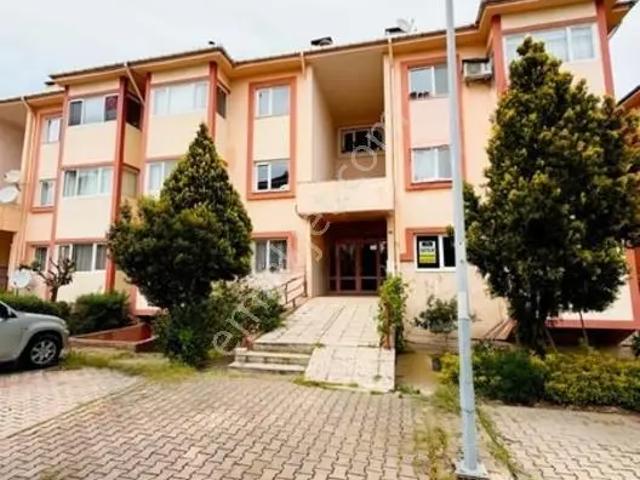 Nesrin'den Toki Adnan Menderes Te Masrafsız Y.giriş 2+1 Kiralık