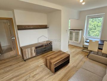 Nette 2 Zimmer Wohnung mit Balkon in Ebreichsdorf zu vermieten!