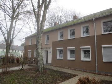 Nette Nachbarn gesucht: günstige 2,5 Zimmer Wohnung im Erdgeschoß mit Terrassenzugang