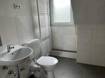 Nette Nachbarn gesucht: gemütliches Nest unter dem Dach