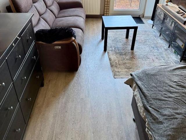 Nettes Appartement mit ca. 36 m² Wohnfläche, separater Küche und Balkon