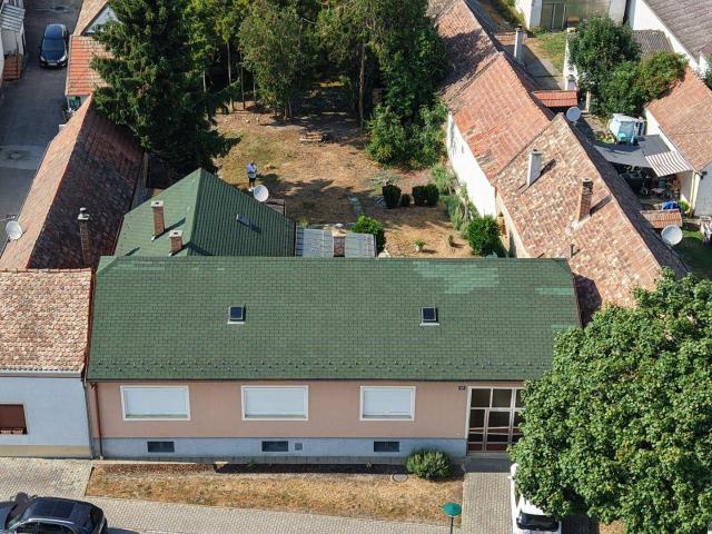 Nettes Einfamilienhaus mit Garten, Einfahrts Garage in Wulkaprodersdorf im Burgenland – € 235.000 in Wulkaprodersdorf zu verkaufen