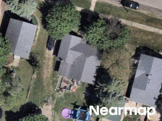 Nettie St