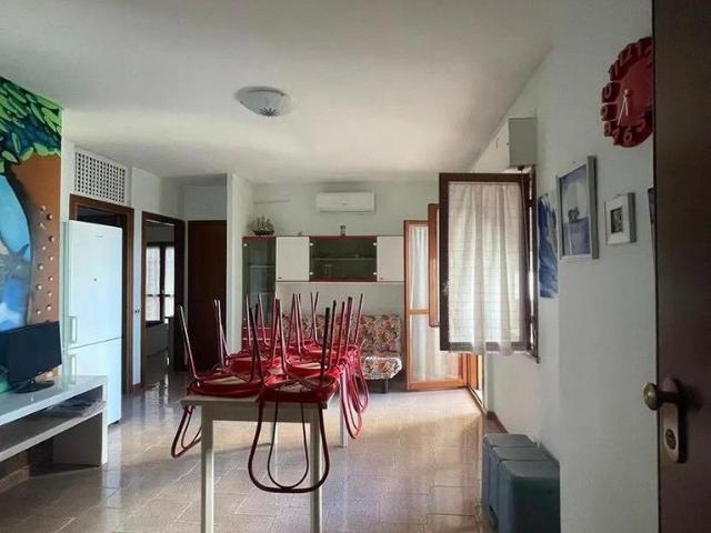 NETTUNO TRILOCALE ARREDATO Con TERRAZZO PRIVATO