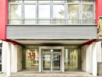 Büro for rent in Dornhofstraße