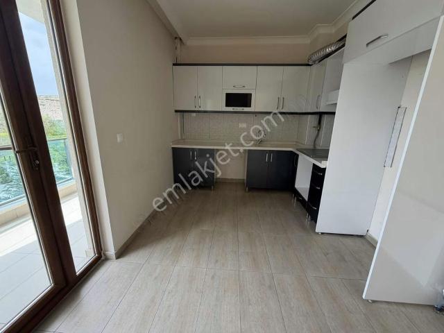 Net Gayrımenkul'den İstiklal Mah. 1+1 Kiralık Daire