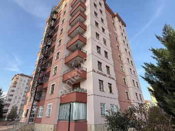 Net Emlaktan 2+1 Ara Kat Bakımlı Kiralık Daire