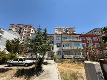 Net Emlaktan 3+1 Arakat Yalıtımlı Güzel Konumda Kiralık Daire