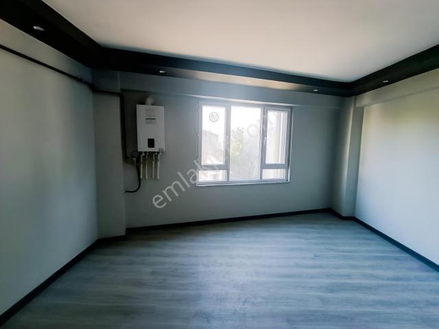 Net Emlak'tan Çamlıca Mahallesin'de Kiralık 1+1 Daire
