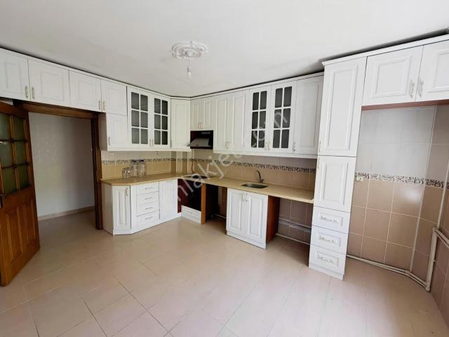 Net Emlak'tan Çarşı Mer. Yakın 3+1 Geniş Asansörlü Kiralık Daire