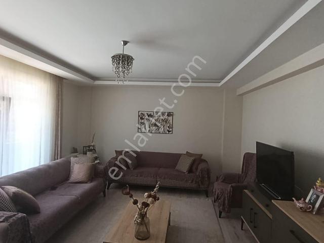 Net Emlak'tan Beşevlerde Satılık 3+1 Daire