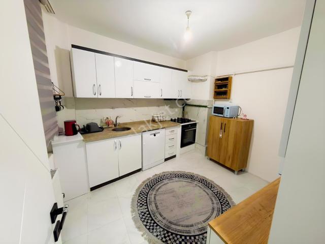 Net Premium'dan Pelitlibağ'da 2+1 100m2 Ara Kat Daire