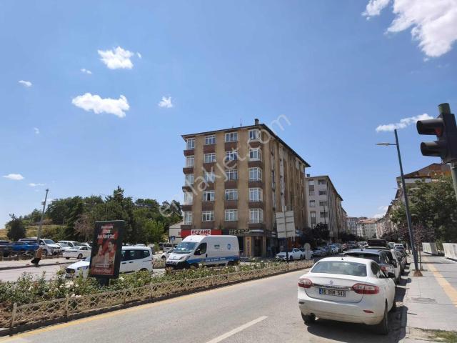 Net Yatırımdan Ulu Cami Manzaralı Süper Konumda Satılık Daire