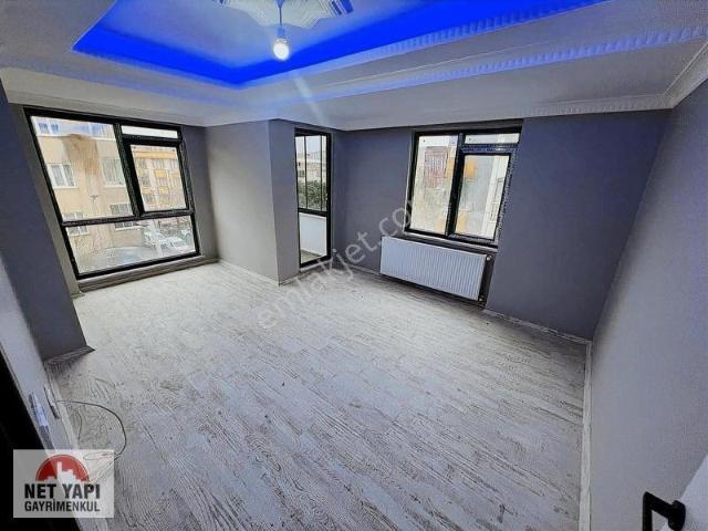 Net Yapı'dan Sıfır Cadde Üzeri Köşe Başı Asansörlü Ara Kat Daire