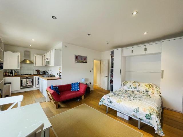 Netherwood Road, LONDON Studio to rent £1,647 pcm £380 pw