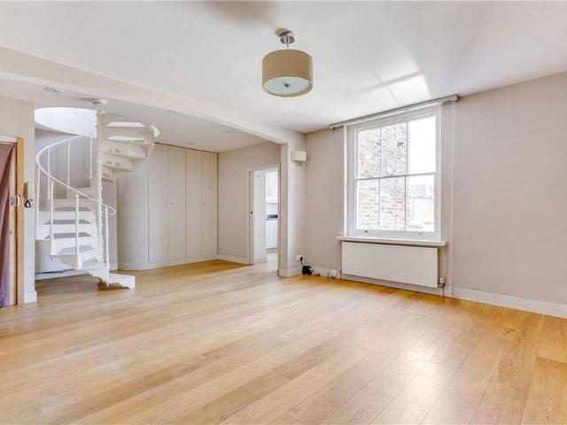 Netherwood Road, London W14 3 bed flat to rent £3,250 pcm £750 pw