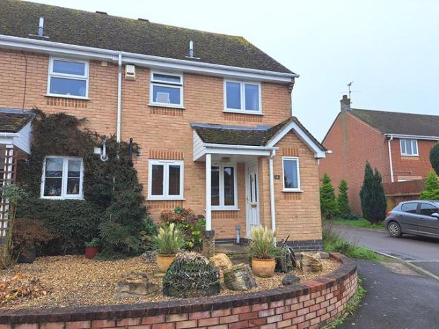 Nether Mead, Okeford Fitzpaine DT11 3 bed semi detached house to rent £1,350 pcm £312 pw