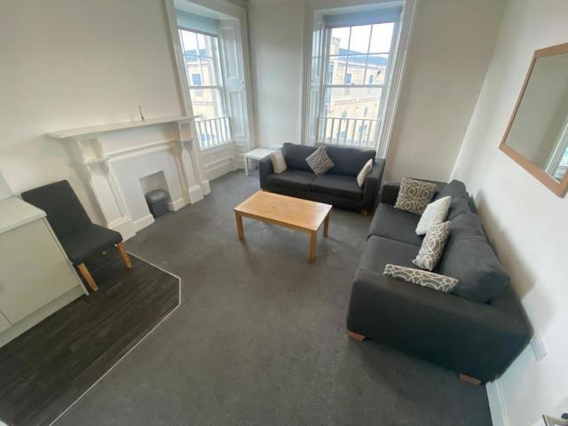 Nethergate, Dundee DD1, 5 bed flat to rent, £1,450 pcm | PrimeLocation