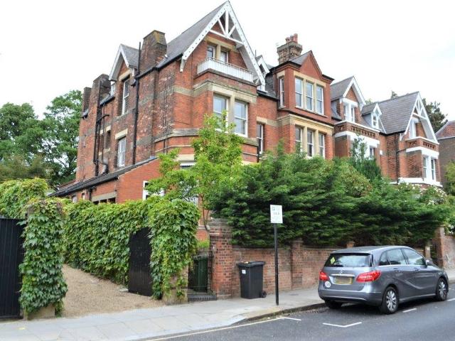 Netherhall Gardens, Hampstead, London NW3, 3 bed flat to rent, £6,500 pcm | PrimeLocation