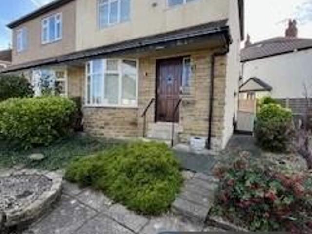 Netherhall Road, Baildon, Shipley, BD17 3 bed semi detached house to rent £995 pcm £230 pw
