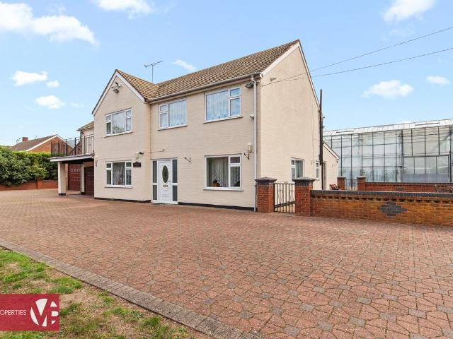 Netherhall Road, Roydon CM19, 3 bed detached house to rent, £2,950 pcm | PrimeLocation