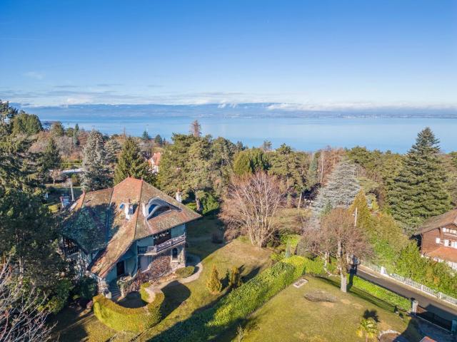 Neuvecelle Maison de maître Vue lac Terrain de 1 635 m. 326m² Neuvecelle
