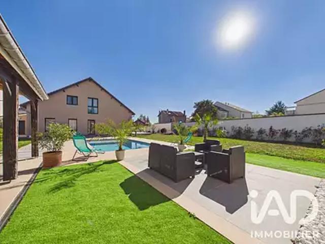 Neuves Maisons 54230 Achat / Vente maison 10 pièces t10 piscine terrasse