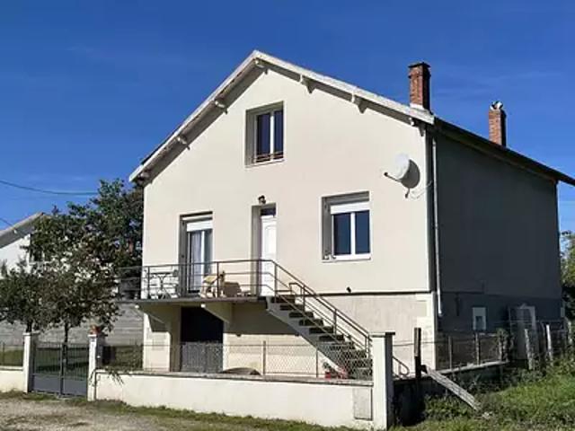 Neuvic 24190 Achat / Vente maison 5 pièces t5